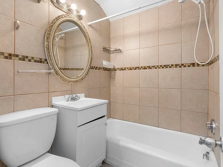 79 Hazel St #3 — Photo 16