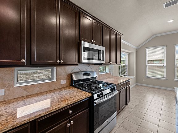 2nd image of 16516 Spence Park Ln
