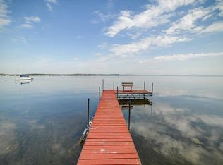 5026 Lake Mendota Dr, Madison, WI 53705