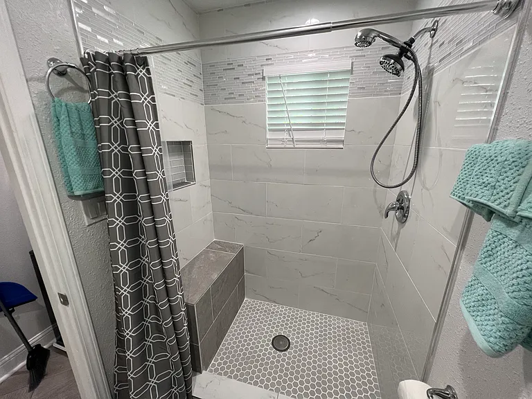 1909 Ruth St #3 — Photo 7