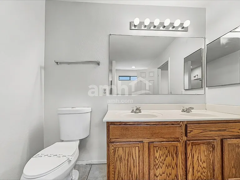 2365 E Meadow Lark Way — Photo 13