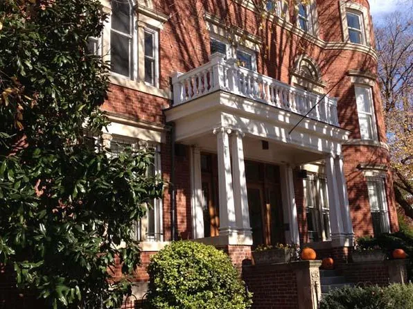 1200 E Capitol St NE APT 4, Washington, DC 20002