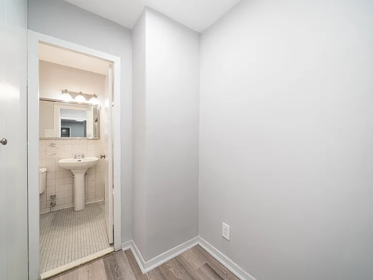 6040 Boulevard East #5M — Photo 12