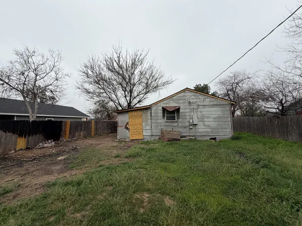 1374 Chestnut St, Abilene, TX 79602