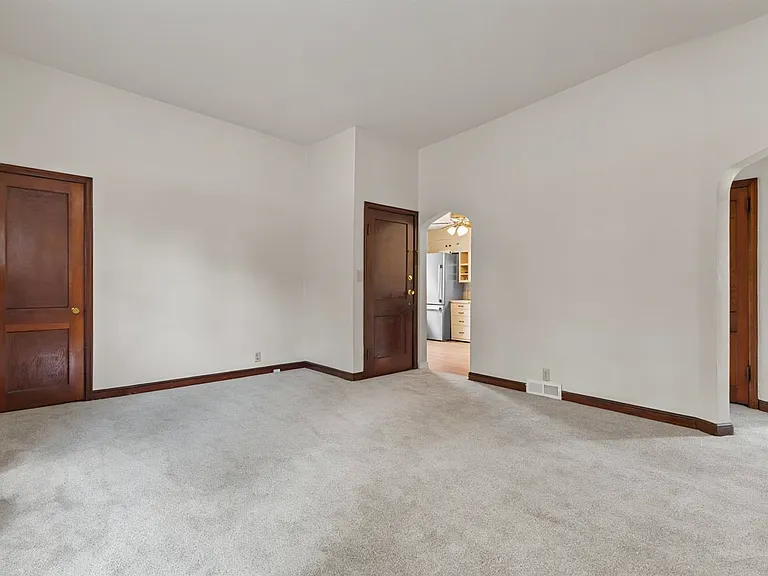 439 7th Ave S #2 — Photo 7