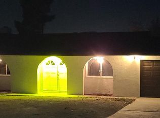 15440 Pohez Rd, Apple Valley, CA 92307