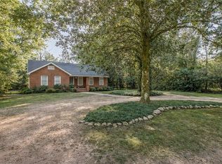 1126 Founders Dr, Bogalusa, LA 70427