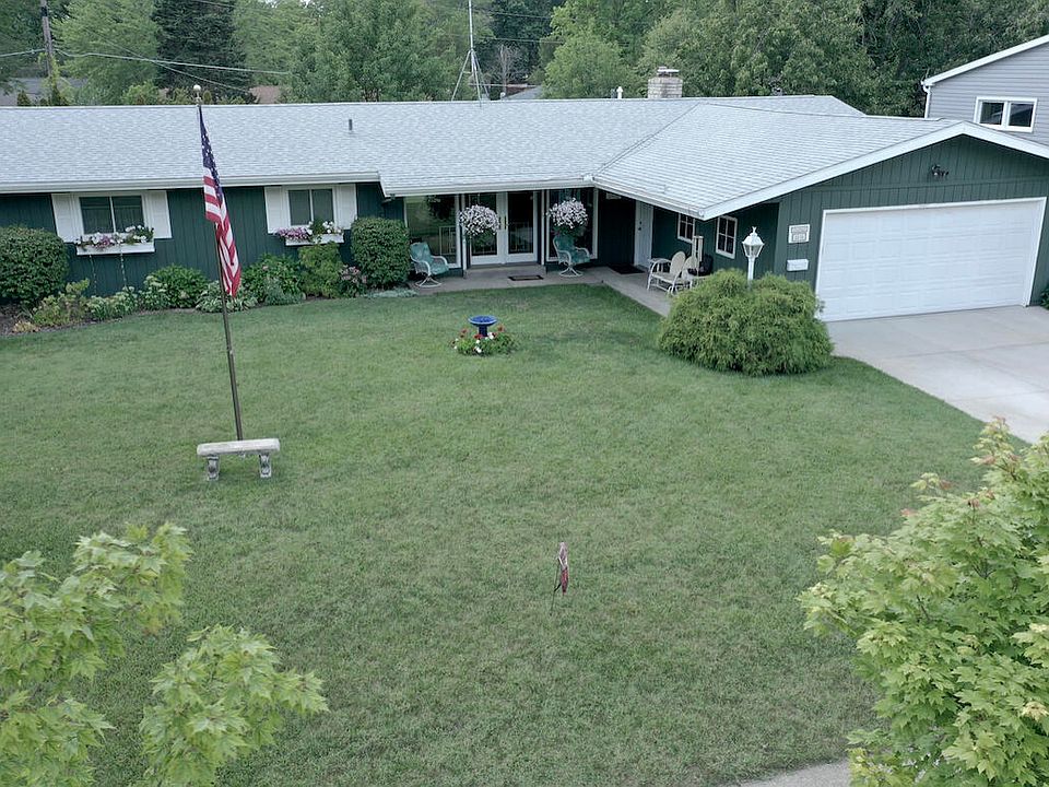 1st image of 2816 Sunnydale Ave