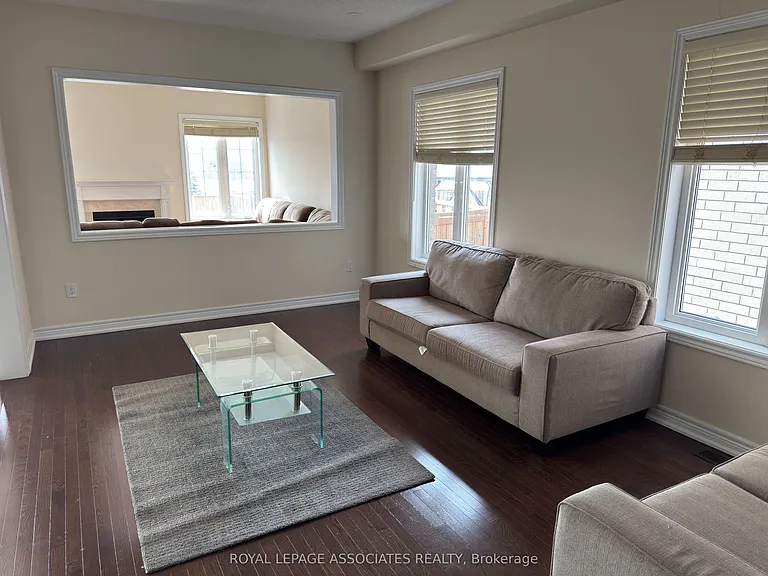 75 Meltwater Cres #UPPER LV — Photo 5