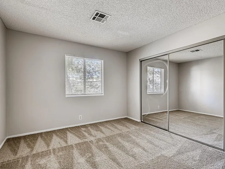 5171 Pioneer Ave #202 — Photo 19
