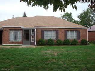 27300 Markbarry Ave, Euclid, OH 44132