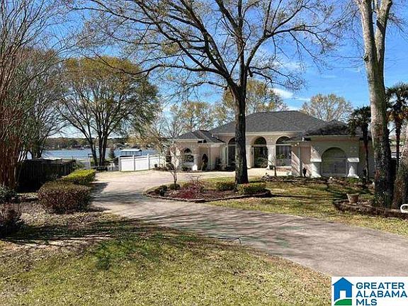 2nd image of 111 Pine Harbor Way