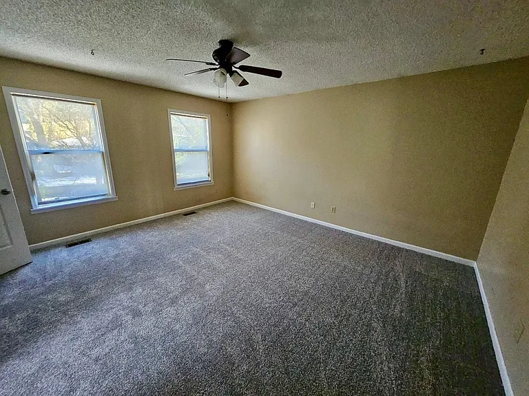 6373 Pulpit Rock Dr — Photo 8