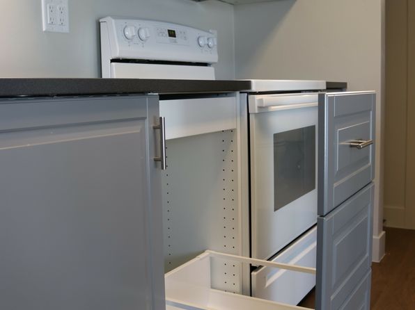 135 E 2nd St #7