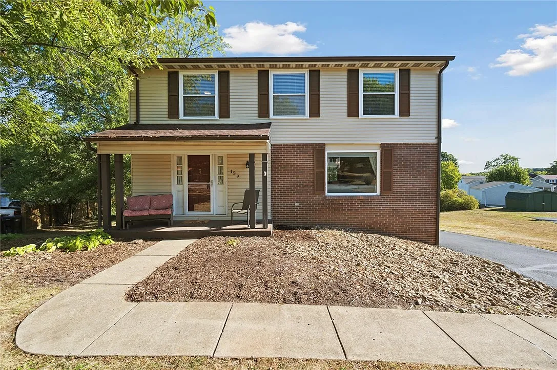 129 Kings Dr photo 1