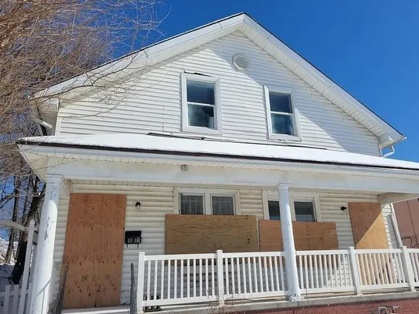 1117 S 12th St, Saint Joseph, MO 64503