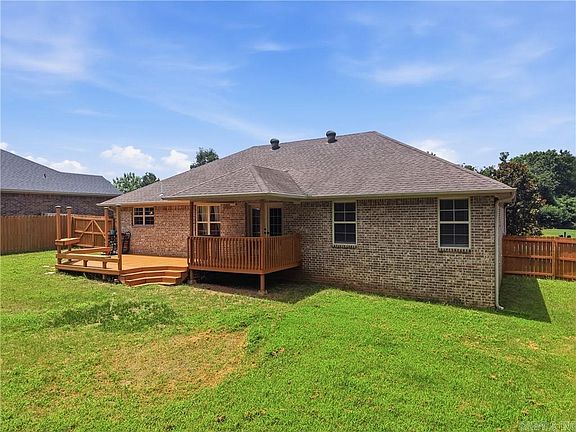 5th image of 3958 Hemlock Ln