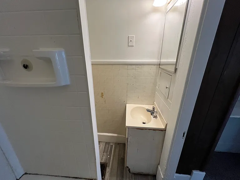 141 Beulah Ave — Photo 9