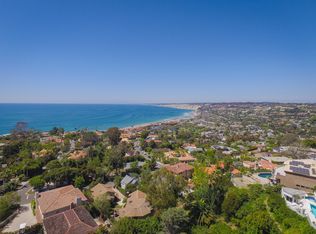 7687 Hillside Dr, La Jolla, CA 92037