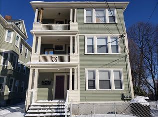86 Huron St, Providence, RI 02908