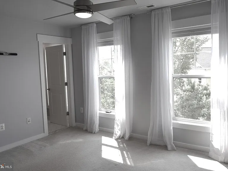 22447 Verde Gate Ter — Photo 24