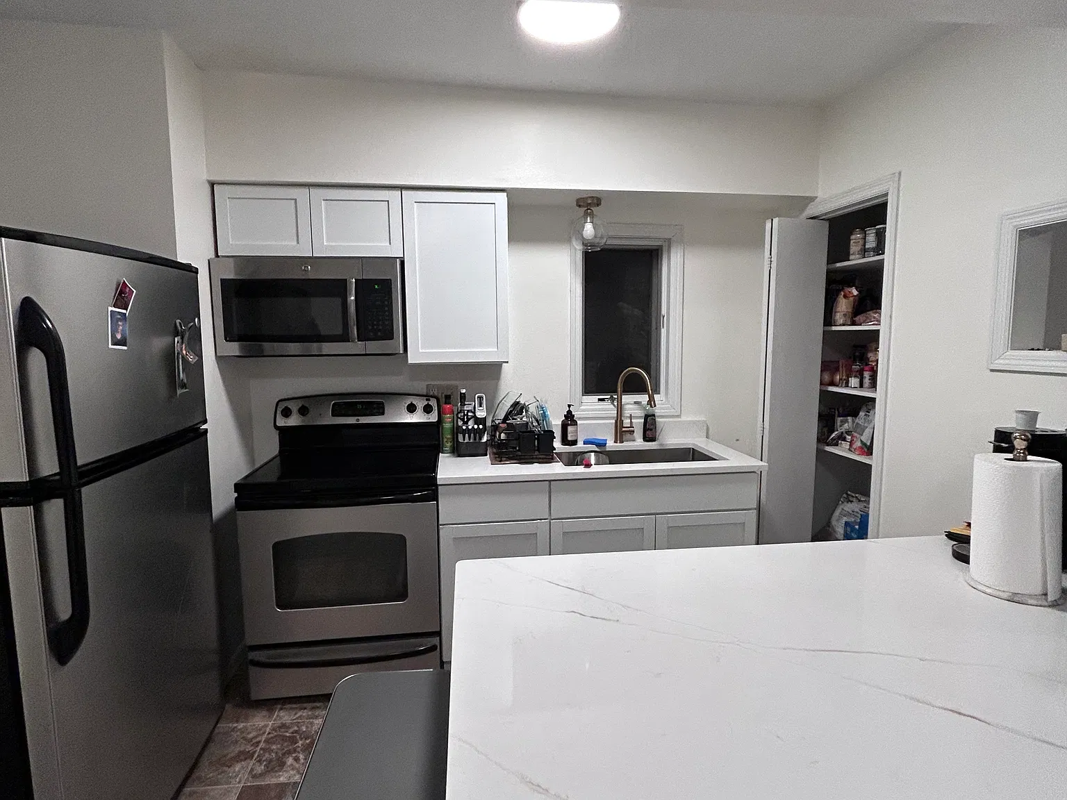 1 bed, 1260 sqft, $1,800 — Photo 4