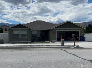 1720 Soden St SE, East Wenatchee, WA