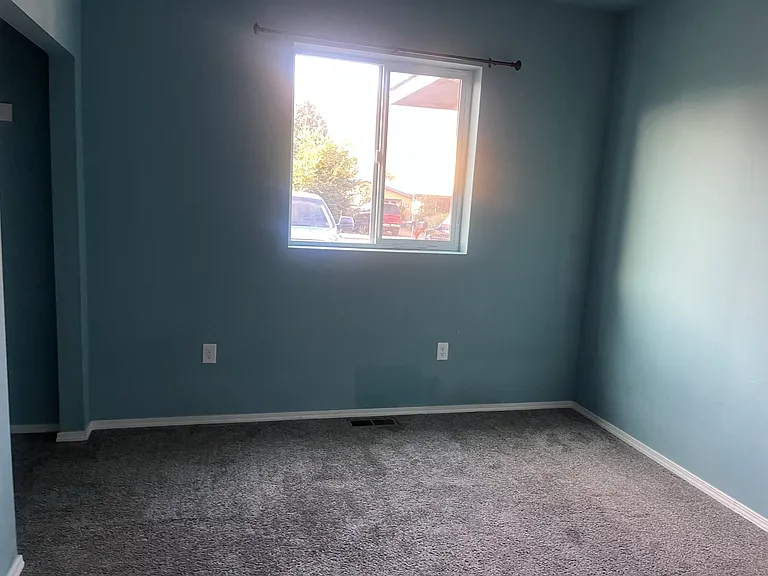 406 E R St #1 — Photo 9