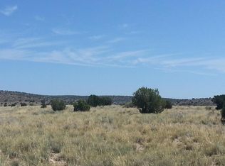 25640 N Lopez Dr, Paulden, AZ 86334