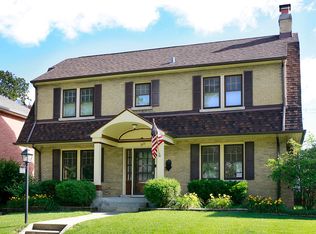 316 Talcott Pl, Park Ridge, IL 60068