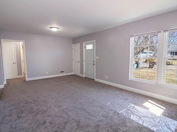 3rd image of 2717 Berrell Ave