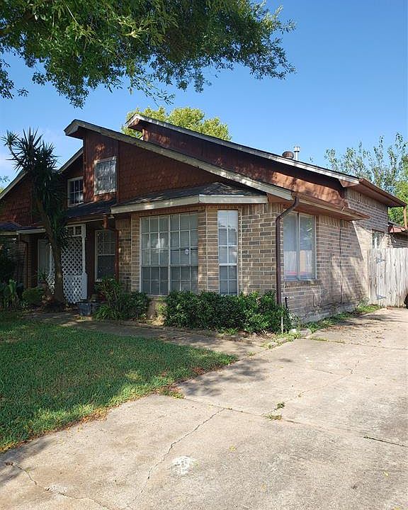 1st image of 17010 Pastoria Dr