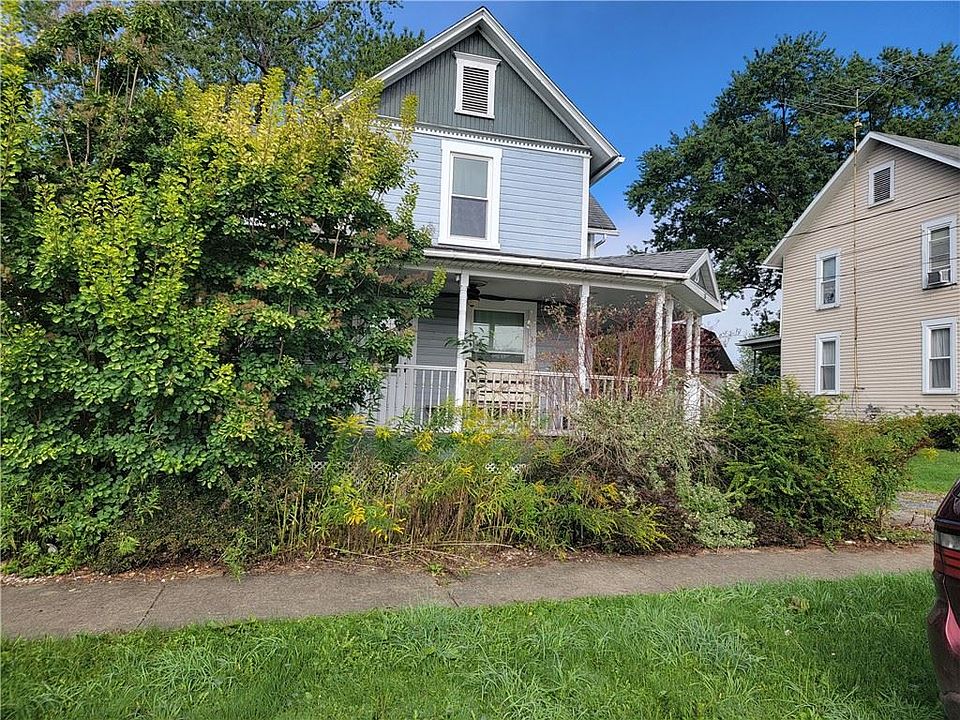 1st image of 36 3rd St