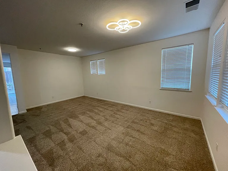 1248 El Mar Ct — Photo 6
