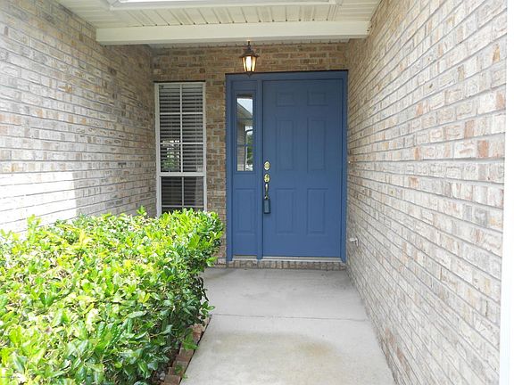 2nd image of 4363 Pebble Brook Dr