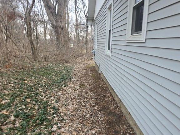 4th image of 1031 Betterly Rd