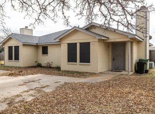 9 Foster Ct, Mansfield, TX 76063
