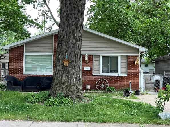 6453 Oak St, Taylor, MI 48180