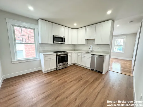 72 Belden St Suite 1, Dorchester, MA 02125