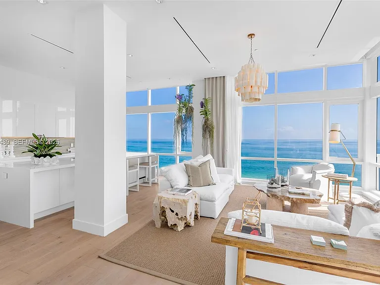 102 24th St #Penthouse 1610 — Photo 7