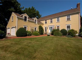 126 Emmanuel Dr, Portsmouth, RI 02871