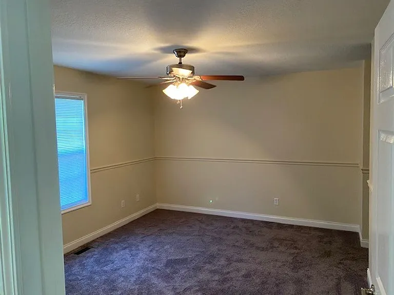 811 Oliver Rd — Photo 5