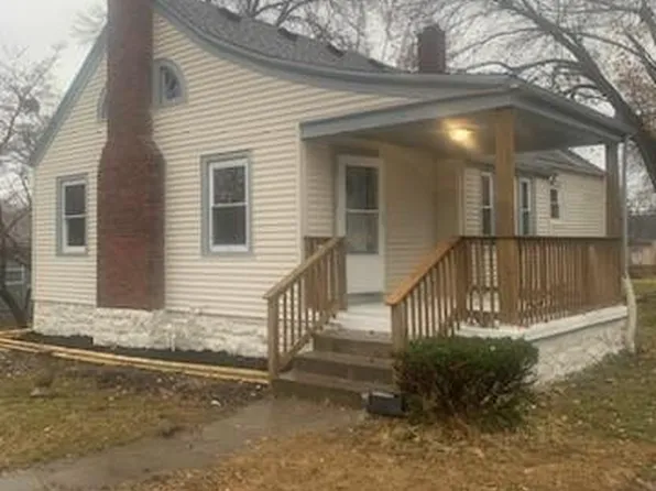 1327 E 75th St, Kansas City, MO 64131