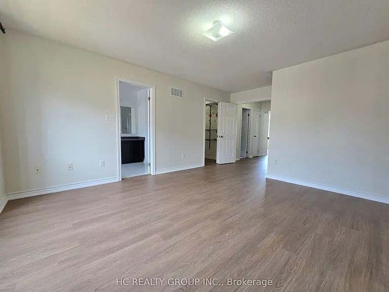703 Hammersly Blvd — Photo 13