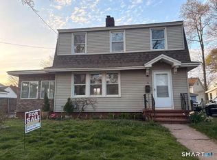 16 Shoreham Rd, New Haven, CT 06512