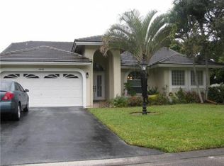 4690 NW 57th Ave, Coral Springs, FL 33067