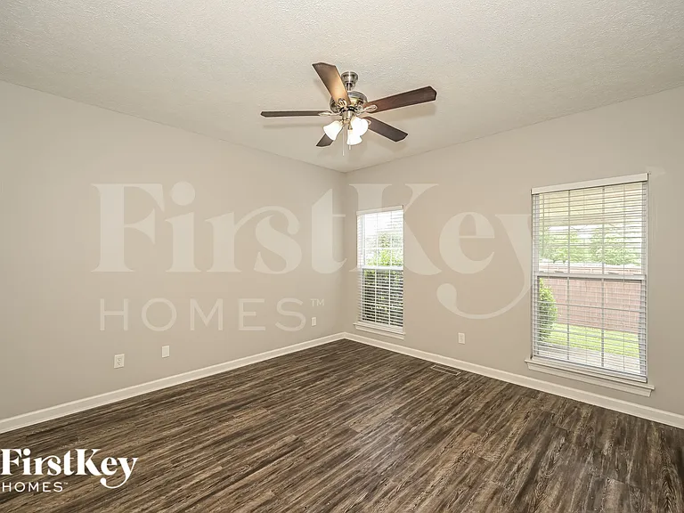 837 Manderlay Way — Photo 9