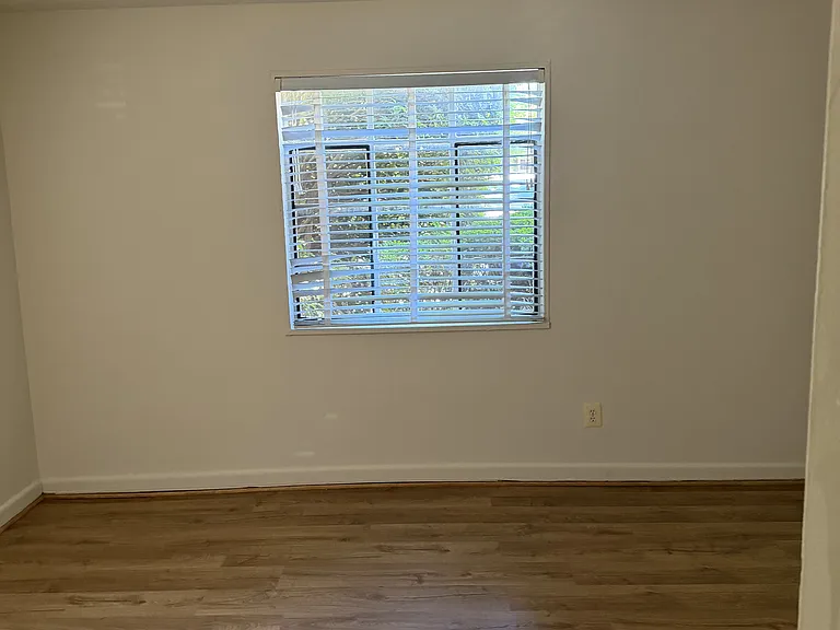 1123 N Randolph St #3 — Photo 6