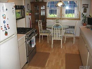 4th image of 3032 Grand Ave
