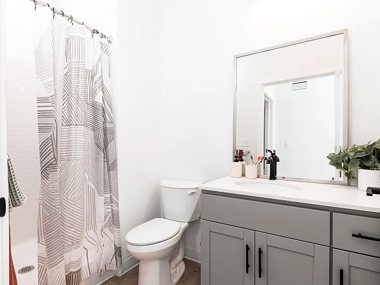 Bathroom 4